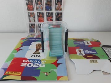 2026 Panini 4 Extra Sticker + 12 Cola Sticker + 460 Sticker, Nieuw