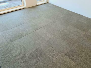 Tapijttegels Restpartij | Uitverkoop | €0,50 p/tegel | SALE, Ophalen, Bruin, Zo goed als nieuw, 25 tot 50 m²