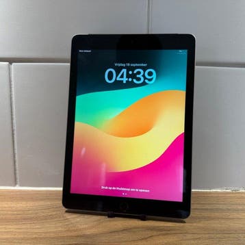Apple iPad (6th Generation) 32GB Wifi + Cellular - Mobiele, Nieuw