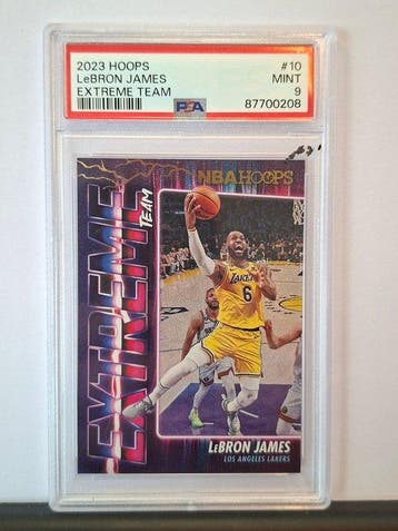 2022/23 Panini LeBron James #10 Graded card - PSA 9 - 1, Nieuw