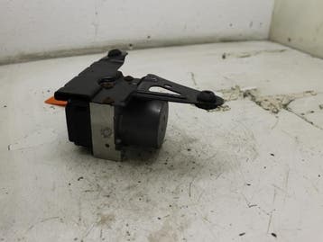 ABS Pomp Renault Megane O134935, Auto-onderdelen, Remmen en Aandrijving, Ophalen of Verzenden, Nieuw