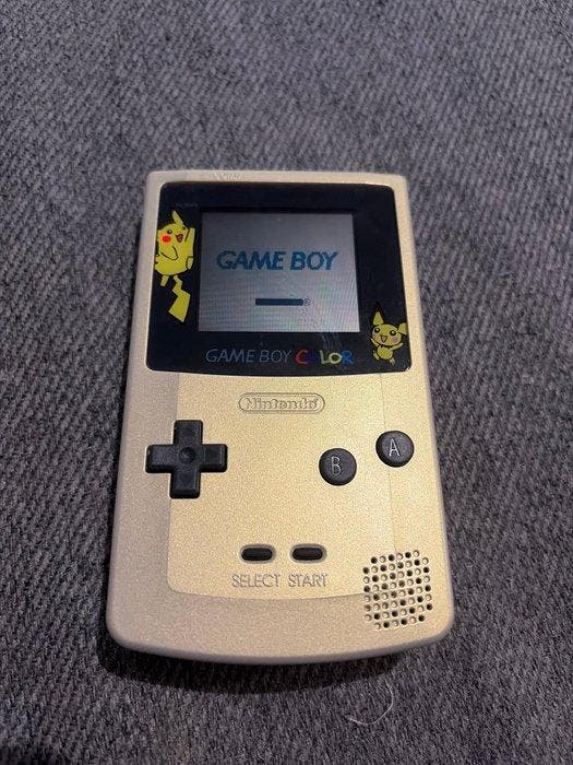 Nintendo - Gameboy Color - Pikachu Edition (new shell) -, Spelcomputers en Games, Spelcomputers | Overige Accessoires