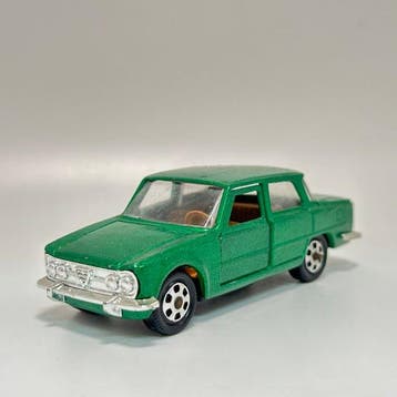 1:43 - Model sedan - Alfa Romeo, Nieuw