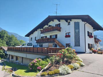 Vakantiehuis Montafon met meerdere appartementen (26 bedden), 4 of meer slaapkamers, Bemiddelingsbureau, Dorp, Vorarlberg