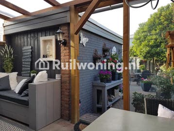 Nijmegen: Gezellig huis met 4 kamers