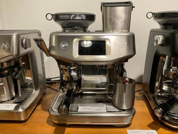 Online veiling: Sage, Barista Touch, Espressomachine, Nieuw