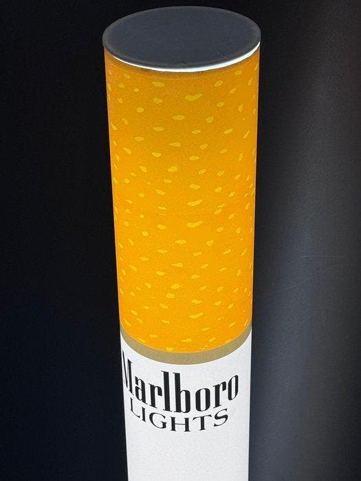Lamp Marlboro handgemaakt (Gemaakt in Italië) - Lichtbord -, Antiek en Kunst, Antiek | Wandborden en Tegels