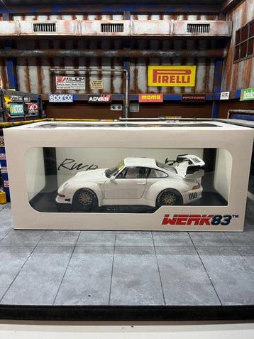 werk83 1:18 - Modelauto - Porsche 911 (993) RWB Rauh-Welt, Nieuw