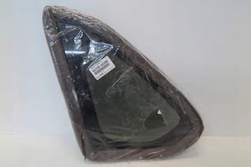 Zijruit driehoek links achter Toyota RAV4 V 62720-42390, Verzenden, Gebruikt
