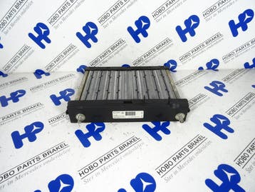 Kachelradiateur A 639 446 0429 o.a: Vito w639, Ophalen of Verzenden, Gebruikt, Mercedes-Benz