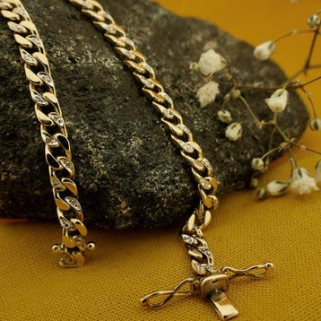 Gouden platte gourmetschakel armband met diamanten, Sieraden, Tassen en Uiterlijk, Gebruikt, Ophalen of Verzenden, Met edelsteen