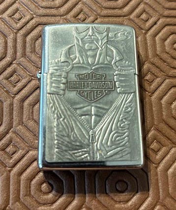 Zippo - Rare Zippo Harley Davidson 1993 Stainless Steel in, Verzamelen, Nieuw