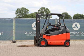 Veiling: Heftruck Linde E30/03/600 Elektrisch 3000kg 4.5m 20, Zakelijke goederen, Machines en Bouw | Heftrucks en Intern transport
