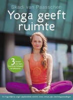 Boek Yoga geeft ruimte 9789021557977, Verzenden, Zo goed als nieuw