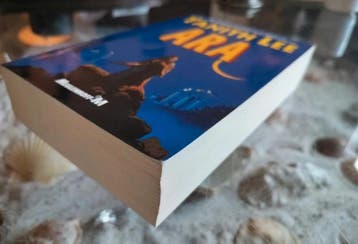 Tanith Lee - Ara, Boeken, Gelezen, Tanith Lee
