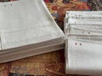Baskisch huishoudtextiel. 11 prachtige grote theedoeken van
