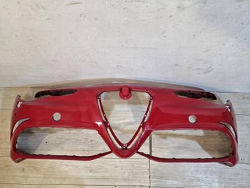 Alfa Romeo Giulia QV Quadrifoglio voorbumper, Verzenden, Gebruikt