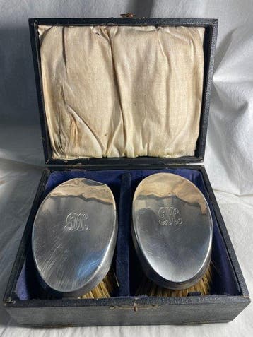 Reisset met toiletartikelen - .925 zilver - Engelse doos