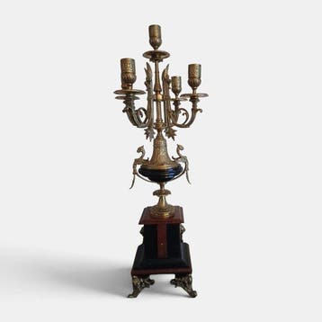 Decoratief ornament - Frankrijk - Kandelaar