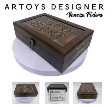 Vanessa Fodera (1981) - TIME IS MONEY - LUXURY WATCH BOX, Antiek en Kunst