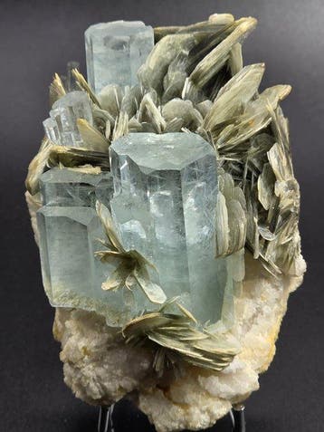 aquamarijn Kristal - Hoogte: 10 cm- 240 g, Antiek en Kunst