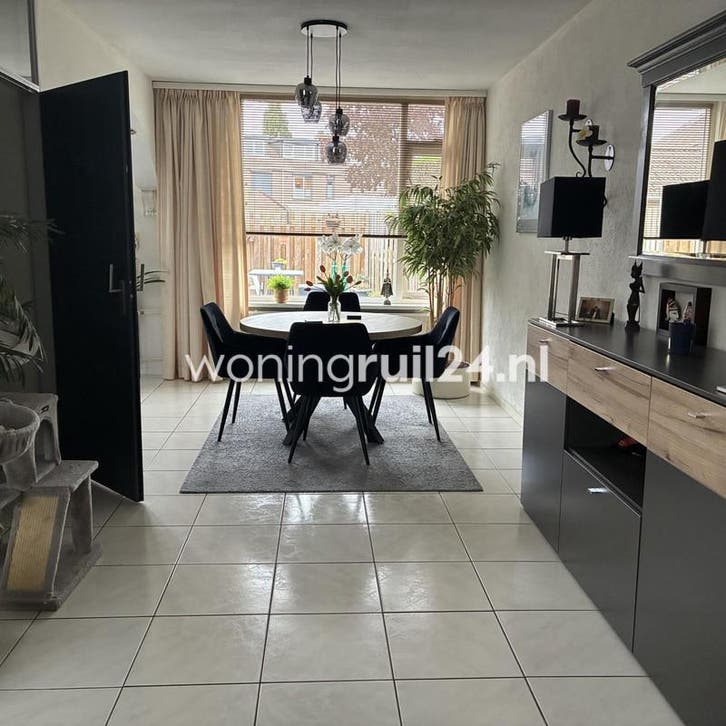 Woningruil - Genhoes 4 - 5 kamers en Noord-Brabant, Huizen en Kamers, Woningruil, Noord-Brabant