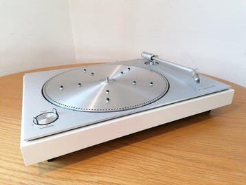 Bang & Olufsen - Legendarische Beogram 1202 in wit. In, Nieuw