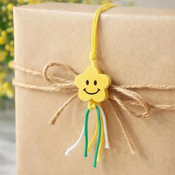 Bloem Gelukshangers Met Smiley - Gelukspoppetjes - Geel - 50, Verzenden, Nieuw