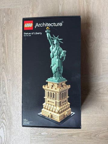 Lego Set - 21042 - Architecture - Statue of Liberty, Kinderen en Baby's, Speelgoed | Duplo en Lego, Nieuw