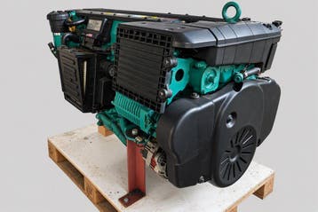 Volvo Penta D6-370A-C marine diesel, Watersport en Boten, Gebruikt, Motor en Techniek, Motorboot