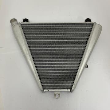 Ducati Panigale & Streetfighter V2 2024 RADIATOR, WATER L..., Ophalen of Verzenden, Gebruikt