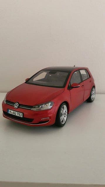 Norev 1:18 - Model sedan - Volkswagen Golf VII (5-Türer), Nieuw