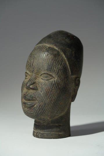 Een bronzen hoofd - Hoofd - Benin - Nigeria