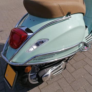Valbeugel Achter- / Zijscherm voor Vespa Sprint / Primavera, Ophalen of Verzenden, Nieuw