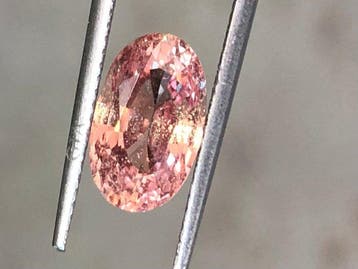 1 pcs Oranje, Roze Padparacha saffier - 4.12 ct - Gem, Nieuw