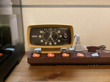 Tafelklok - Seiko - Tafelklok Kurogane Plug-in Seiko