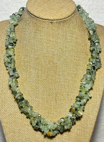 Collier EXCLUSIEF, van natuurlijk rutielkwarts (785 ct). -