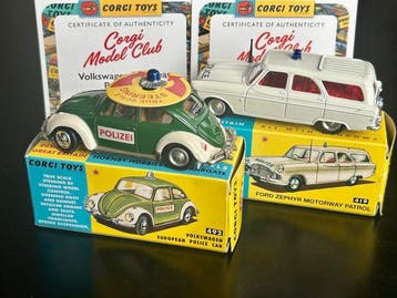 Corgi 1:43 - Modelauto (2) - Volkswagen European Police Car, Hobby en Vrije tijd, Nieuw