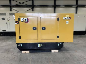 CAT DE88GC - 88 kVA Stand-by Generator Set - DPX-18207, Zakelijke goederen, Machines en Bouw | Aggregaten, Ophalen of Verzenden