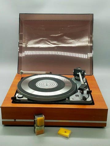 Dual - 1019 feat. CK 6 houten sokkel / zware platter, Nieuw
