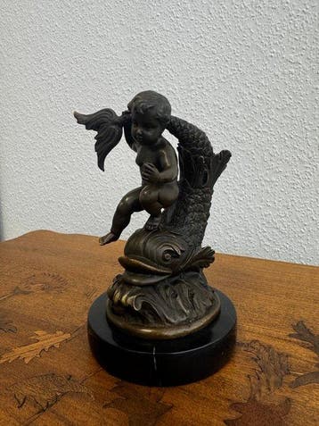 Milo (1910-1978) - after - sculptuur, Putto op mythologische