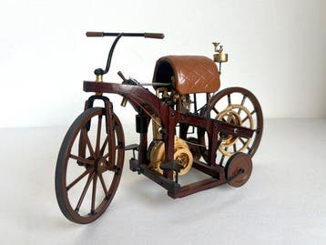 Franklin Mint 1:8 - Modelauto - Daimler Petroleum Reitwagen, Nieuw