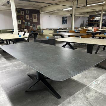 bert plantagie Carve 4.0 Eettafel - Ongebruikt, Overige materialen, 100 tot 150 cm, Ophalen of Verzenden, Zo goed als nieuw