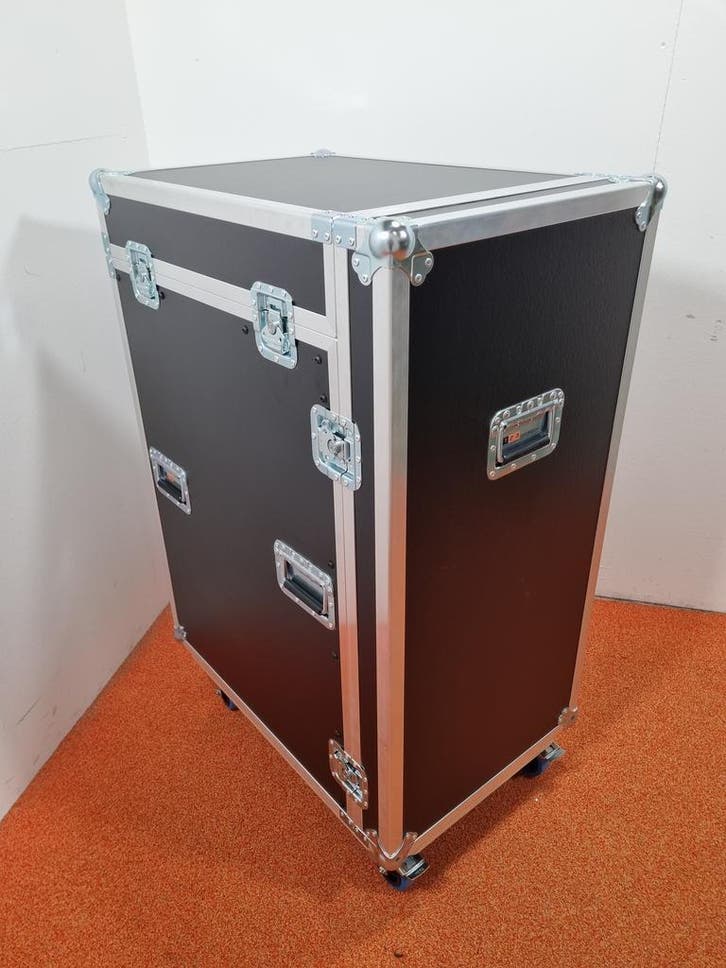 Flightcase Taperack 19 inch voor mengtafel & 19 apparatuur, Audio, Tv en Foto, Professionele Audio-, Tv- en Video-apparatuur, Nieuw