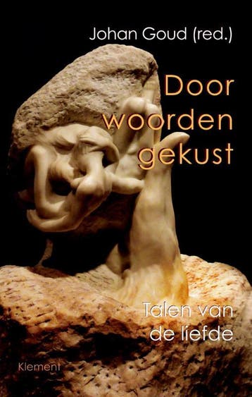 Door woorden gekust 9789086871667, Boeken, Verzenden, Gelezen
