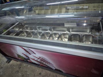 Veiling Schepijsvitrine Rumba 10 baks nu ijssalon verkoop, Gebruikt, Koelen en Vriezen