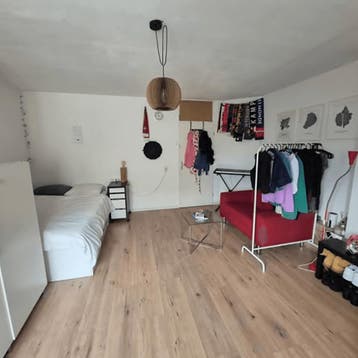 Kamer in Rotterdam gevonden voor €650,- pm, Huizen en Kamers, Kamers te huur, 20 tot 35 m², Rotterdam