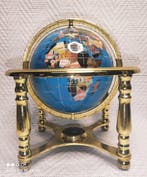 Globe - 1980-1990