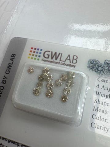 Zonder minimumprijs - 14 pcs Diamant (Natuurlijk gekleurd) -, Nieuw