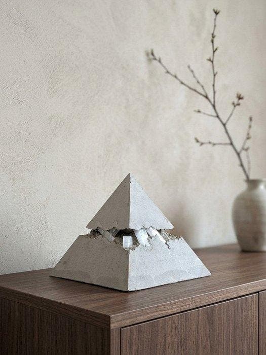 LO Art Studio - Trascent (Pyramid Selenis version), Antiek en Kunst, Kunst | Designobjecten